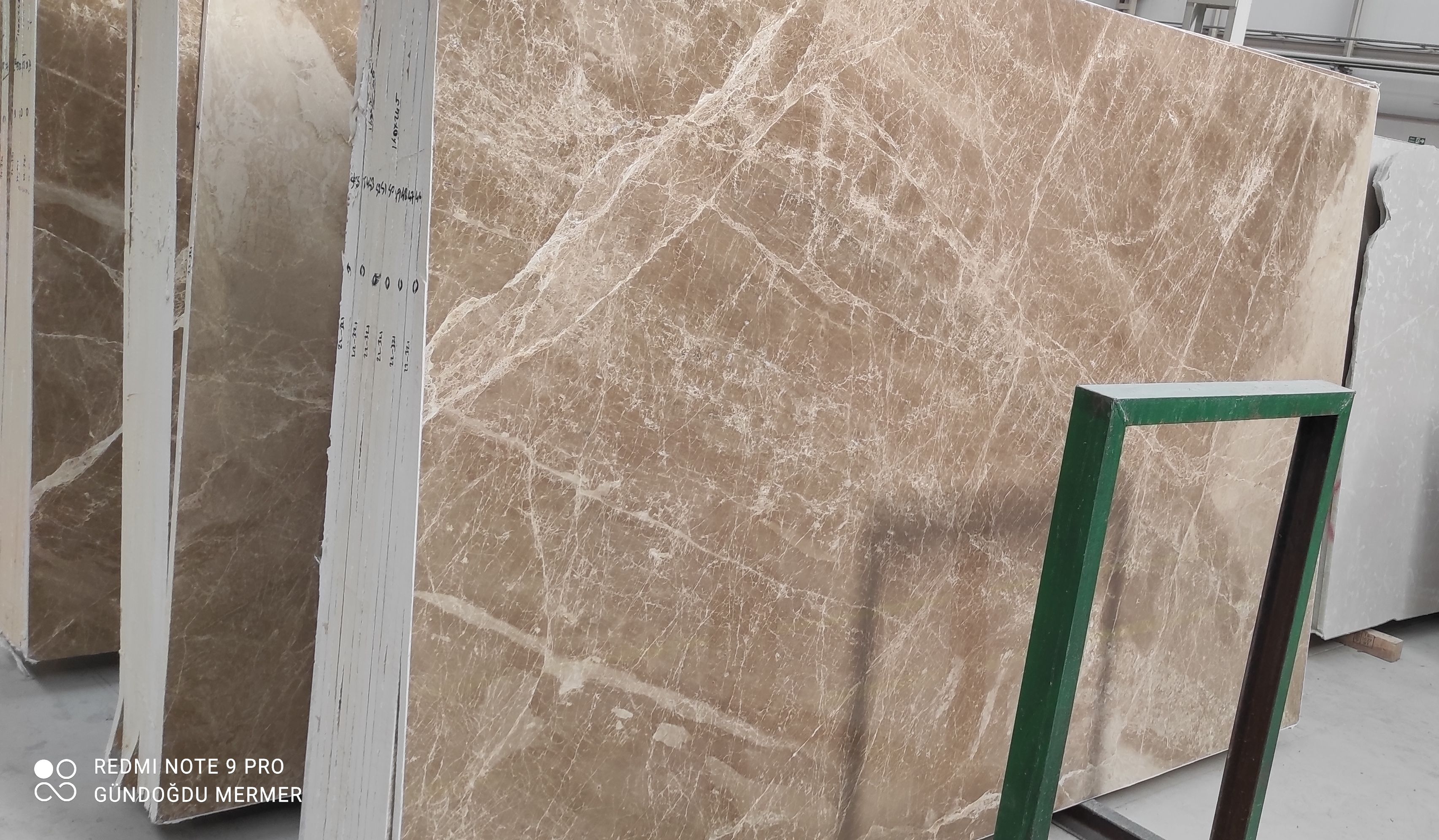 Bursa Emparador Light Mermer